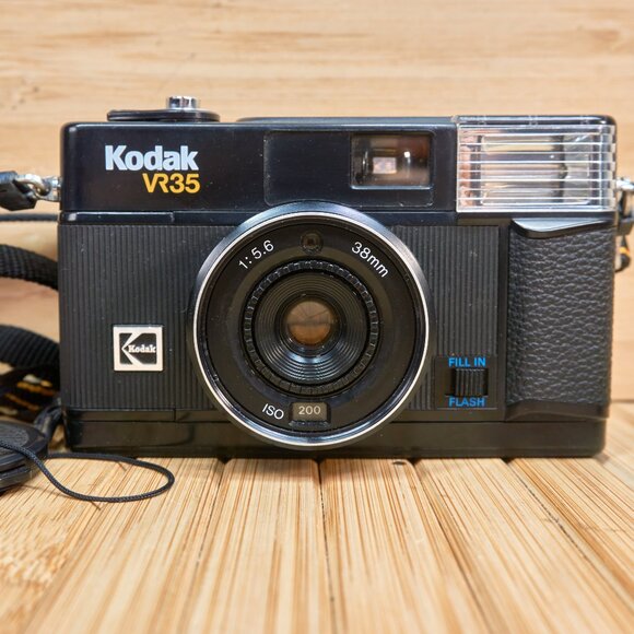 Vintage Kodak VR35 K6 35mm Point-and-Shoot Film Camera - Picture 3 of 9